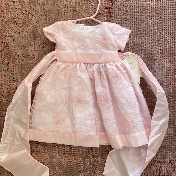 Sweet Pea and Lilli Toddler dress - Picture 1 of 3